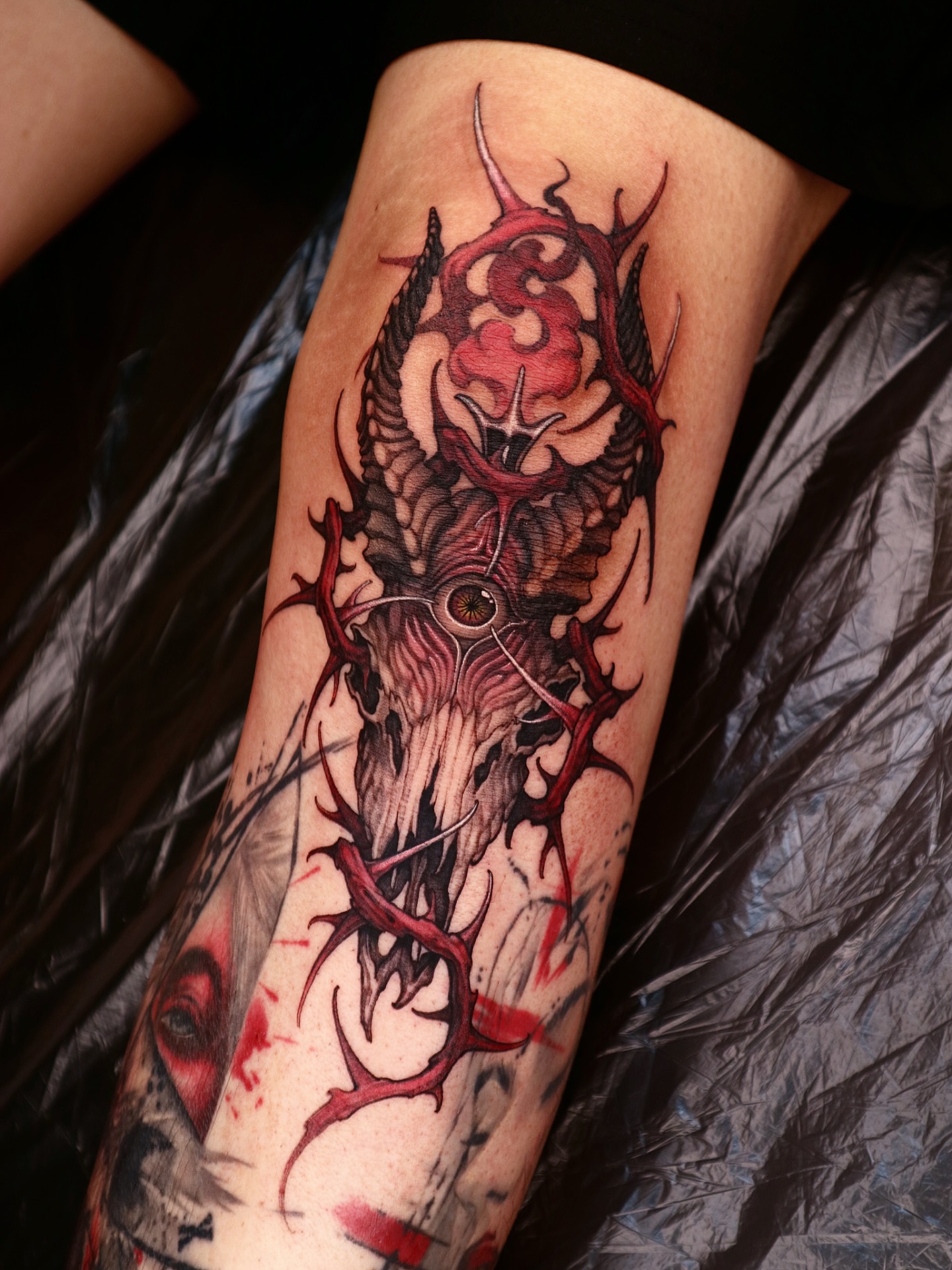 Illustrative ram skull tattoo by Swan